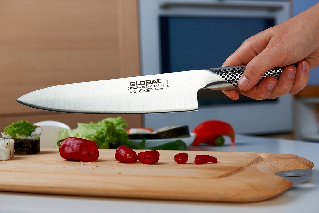 Nóż szefa kuchni 20 cm Global G-2 PLUS ostrzałka Taidea T0825D – zdjęcie 3